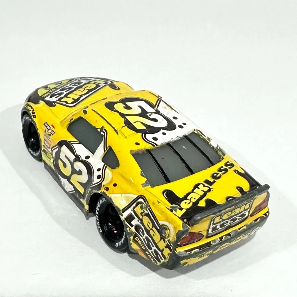 Disney Cars Brian Spark Launcher Leakless